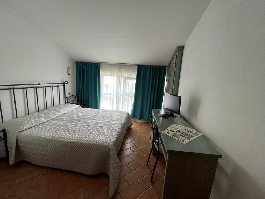Hotel Residence La Ventola Vada Εξωτερικό φωτογραφία