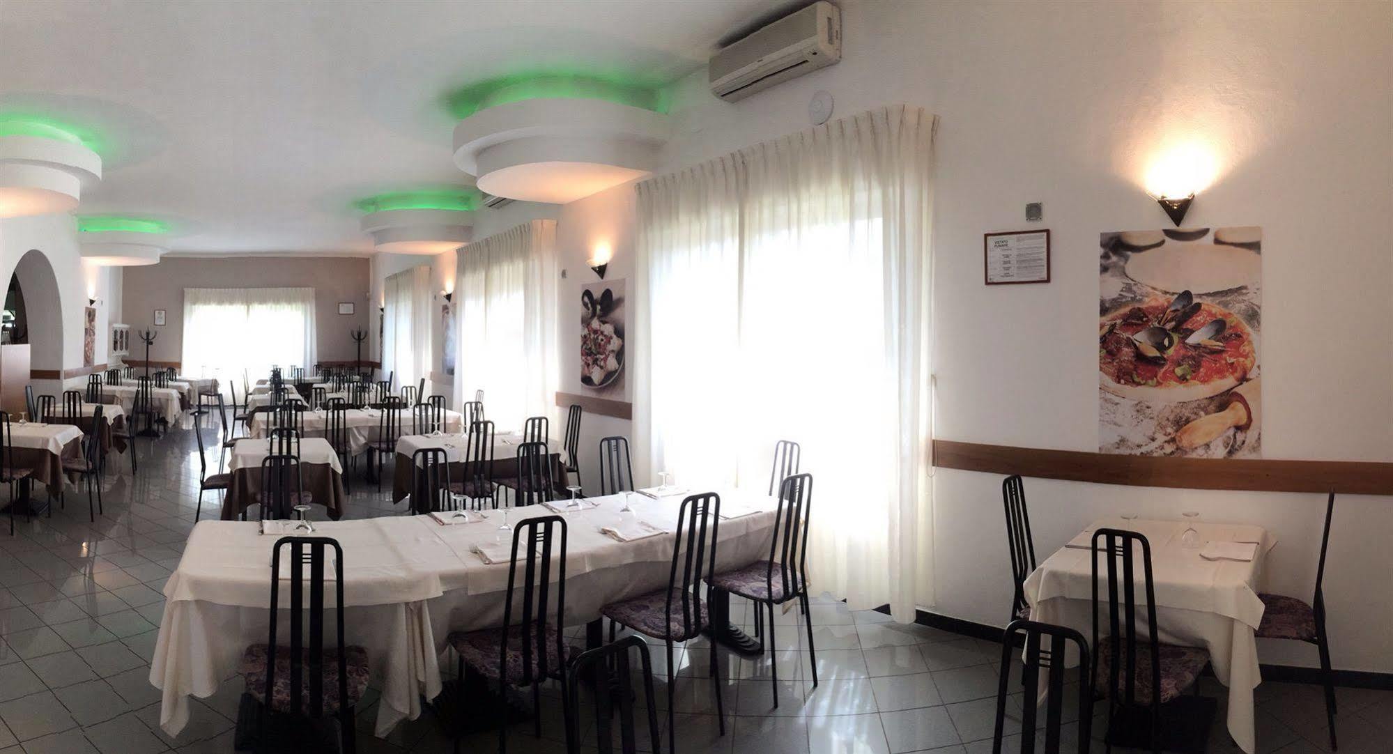 Hotel Residence La Ventola Vada Εξωτερικό φωτογραφία